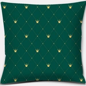 💞5/$18 Crowned Pillowcase